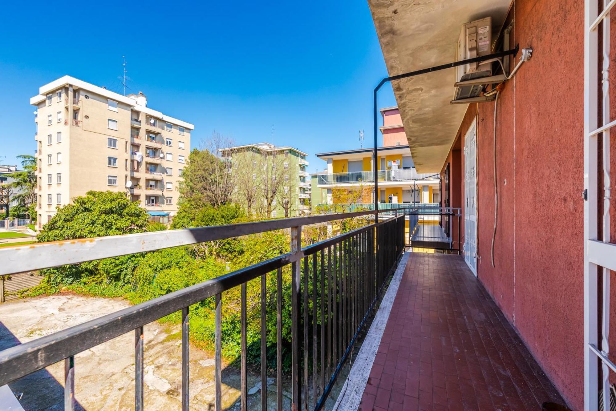 Roma 23, Smartstay Rozzano Εξωτερικό φωτογραφία